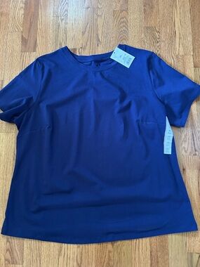 Women's Short Sleeve T-Shirt - A New Day Navy Color